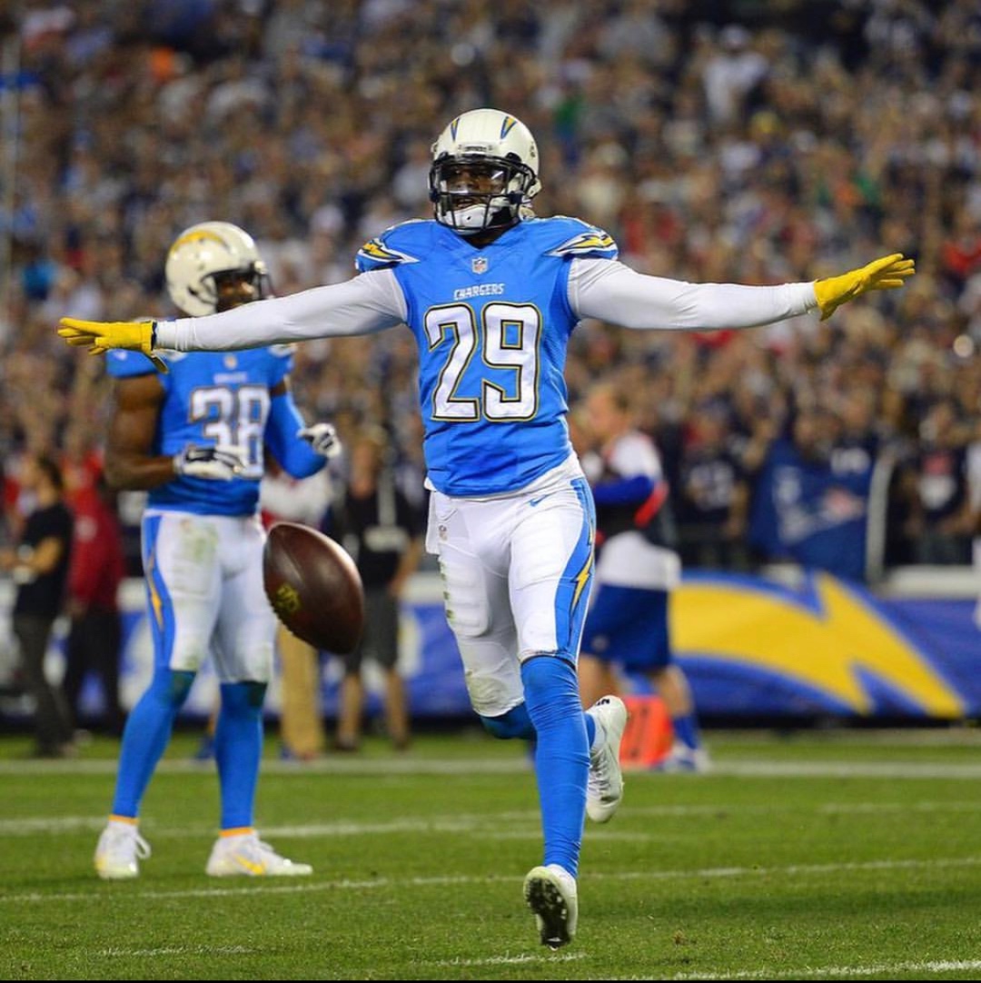 Shareece Wright #29 celebrating — SD Chargers powder blue