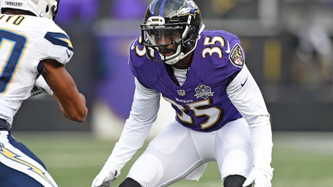 Shareece Wright #35 — Baltimore Ravens in coverage